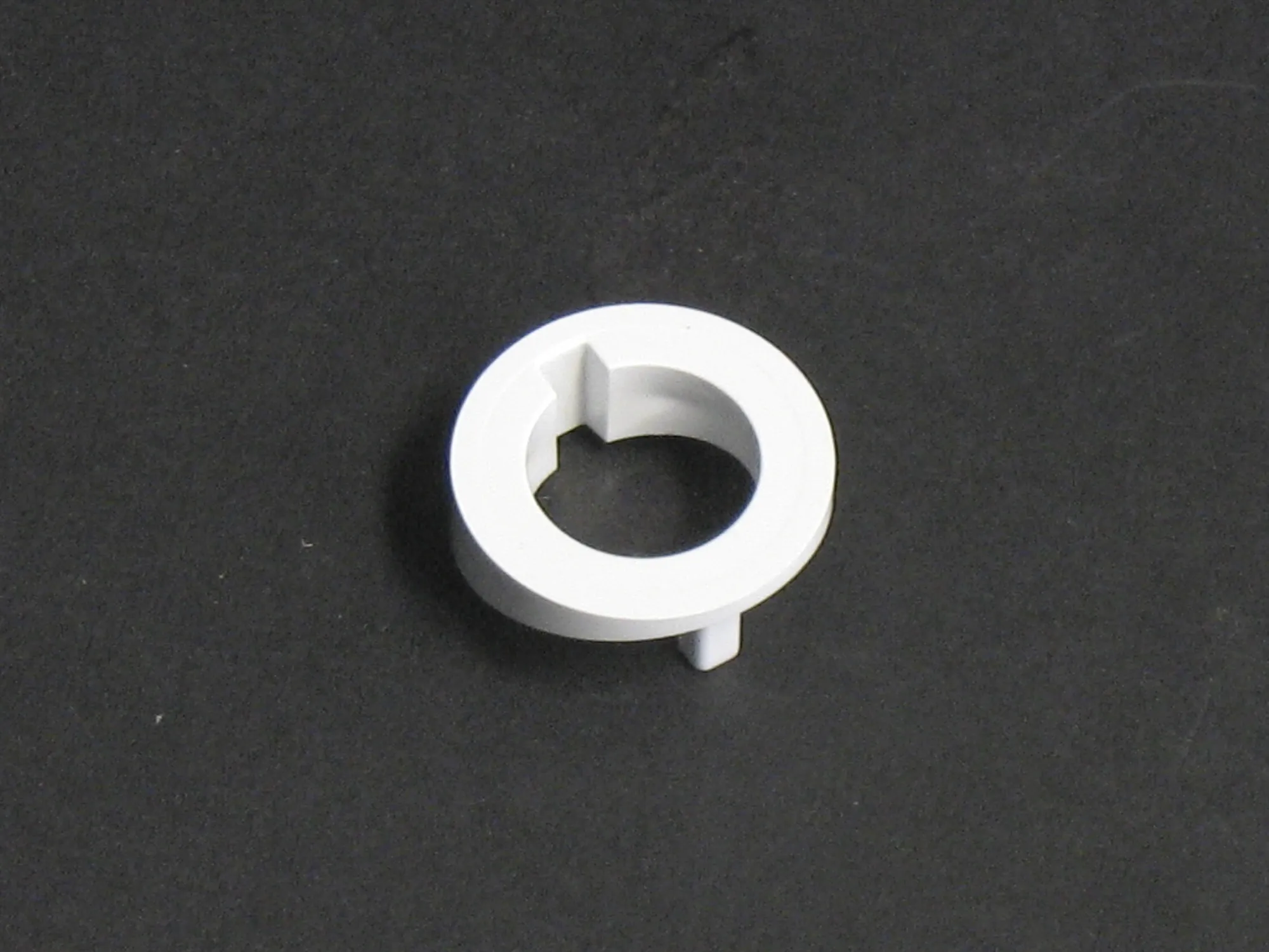 PIERŚCIEŃ MOCUJĄCY, biały