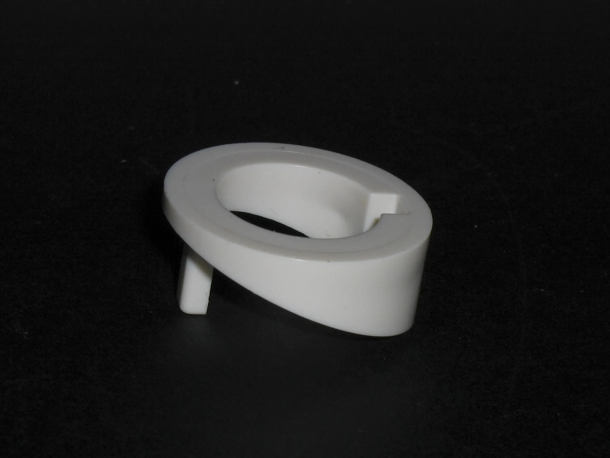 PIERŚCIEŃ MOCUJĄCY, pergamon